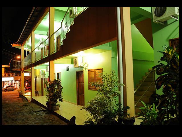 Residencial Los Rios Hotel Puerto Iguazu Exterior photo